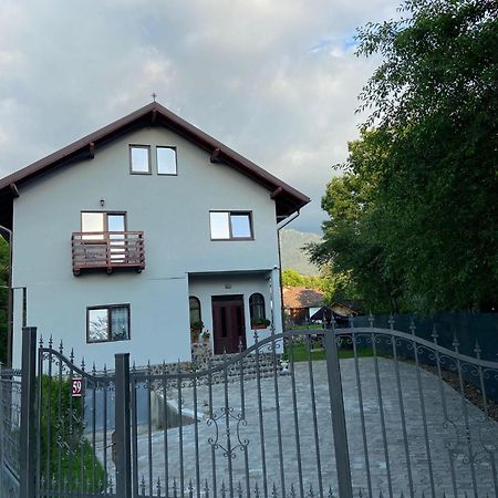 Casa Mosoiu Apartment Bran  Bagian luar foto